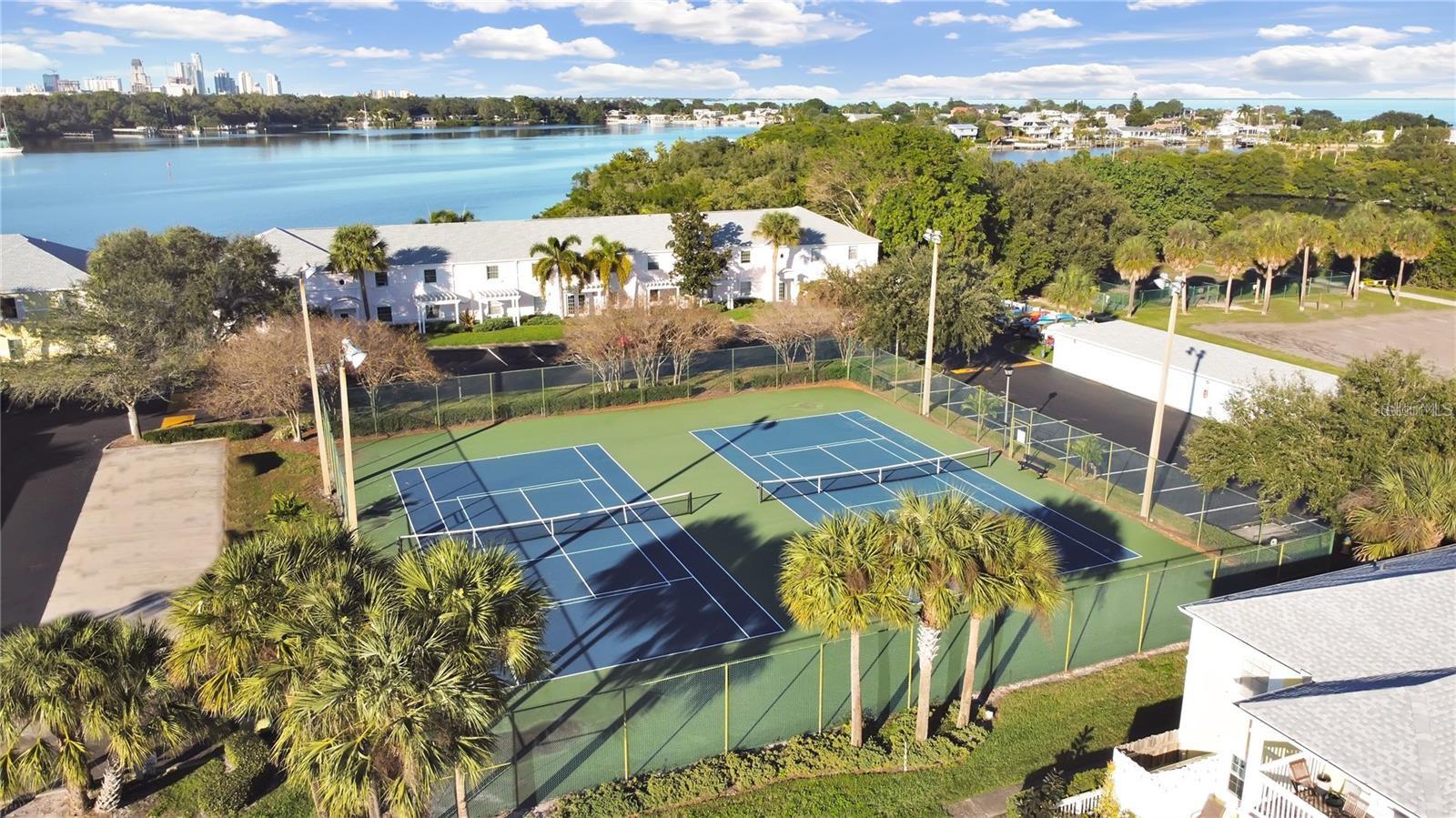 3893 POMPANO DR SE #C, ST PETERSBURG, FL — photo 18