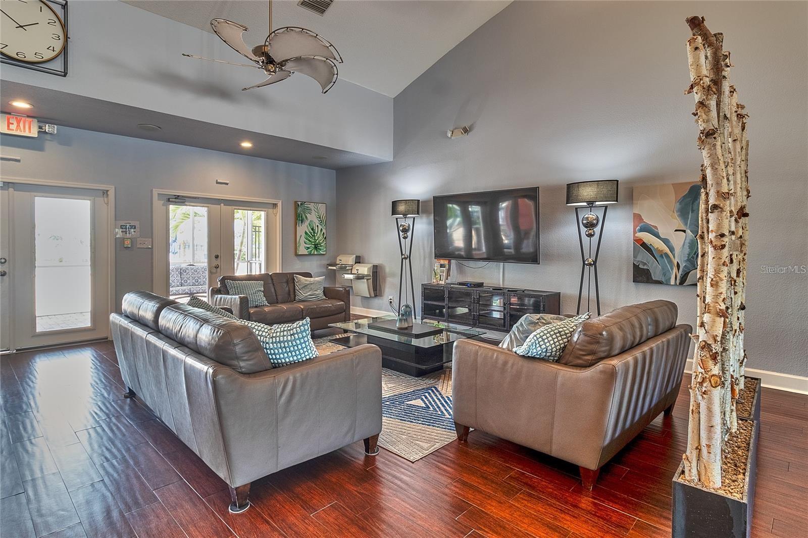 3893 POMPANO DR SE #C, ST PETERSBURG, FL — photo 19