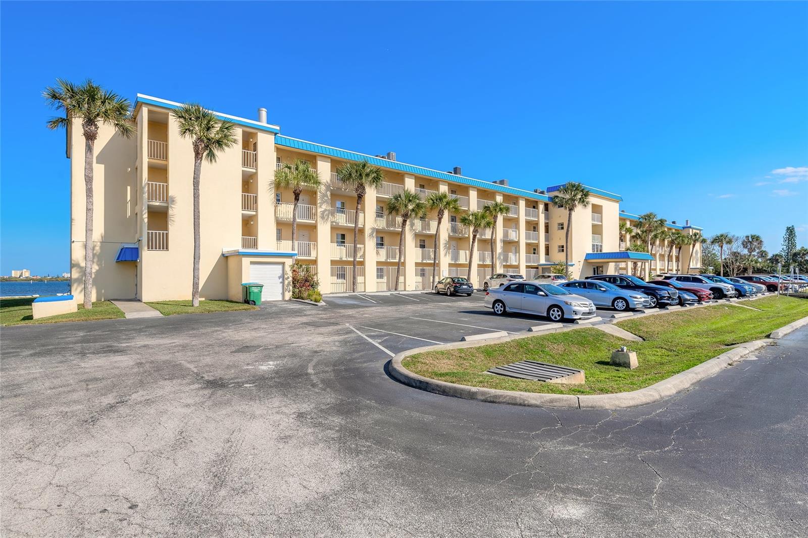 3131 S RIDGEWOOD AVE #101, SOUTH DAYTONA, FL