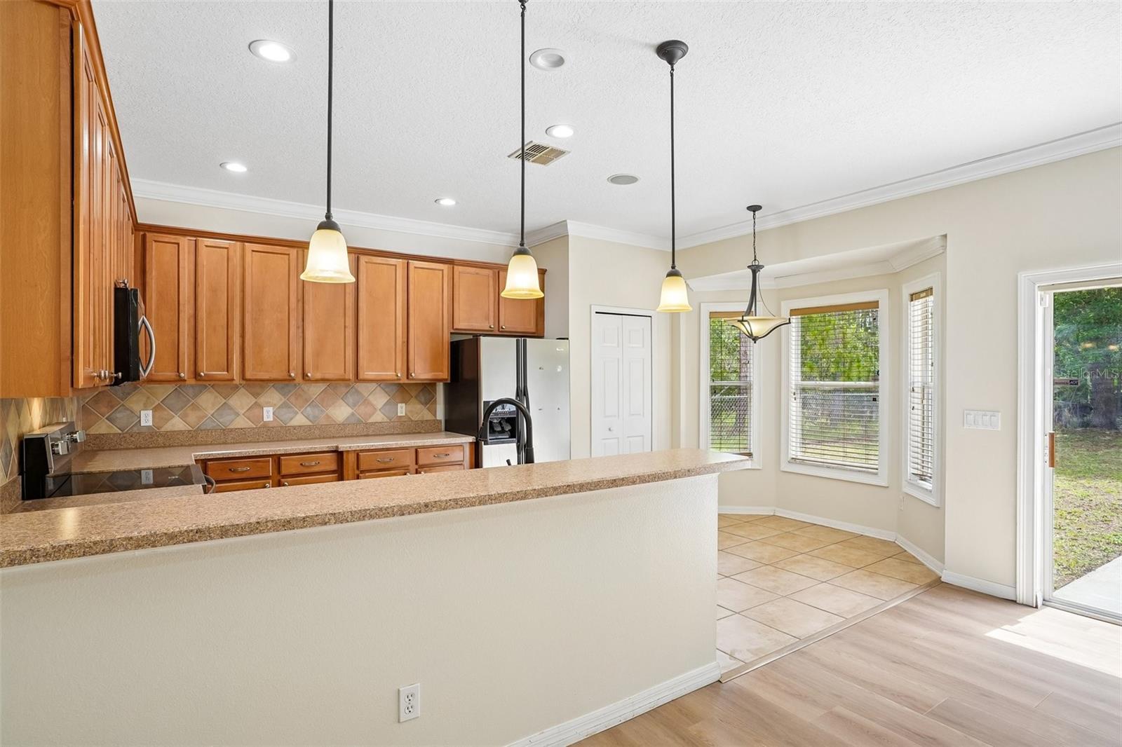 2331 CARNATION HILL CT, ORLANDO, FL — photo 7