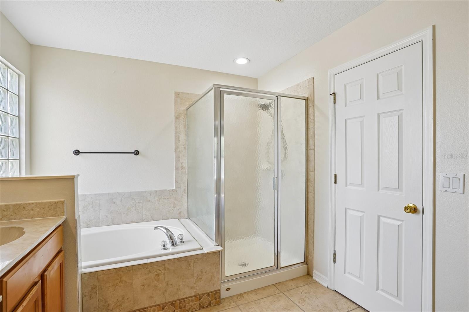 2331 CARNATION HILL CT, ORLANDO, FL — photo 21