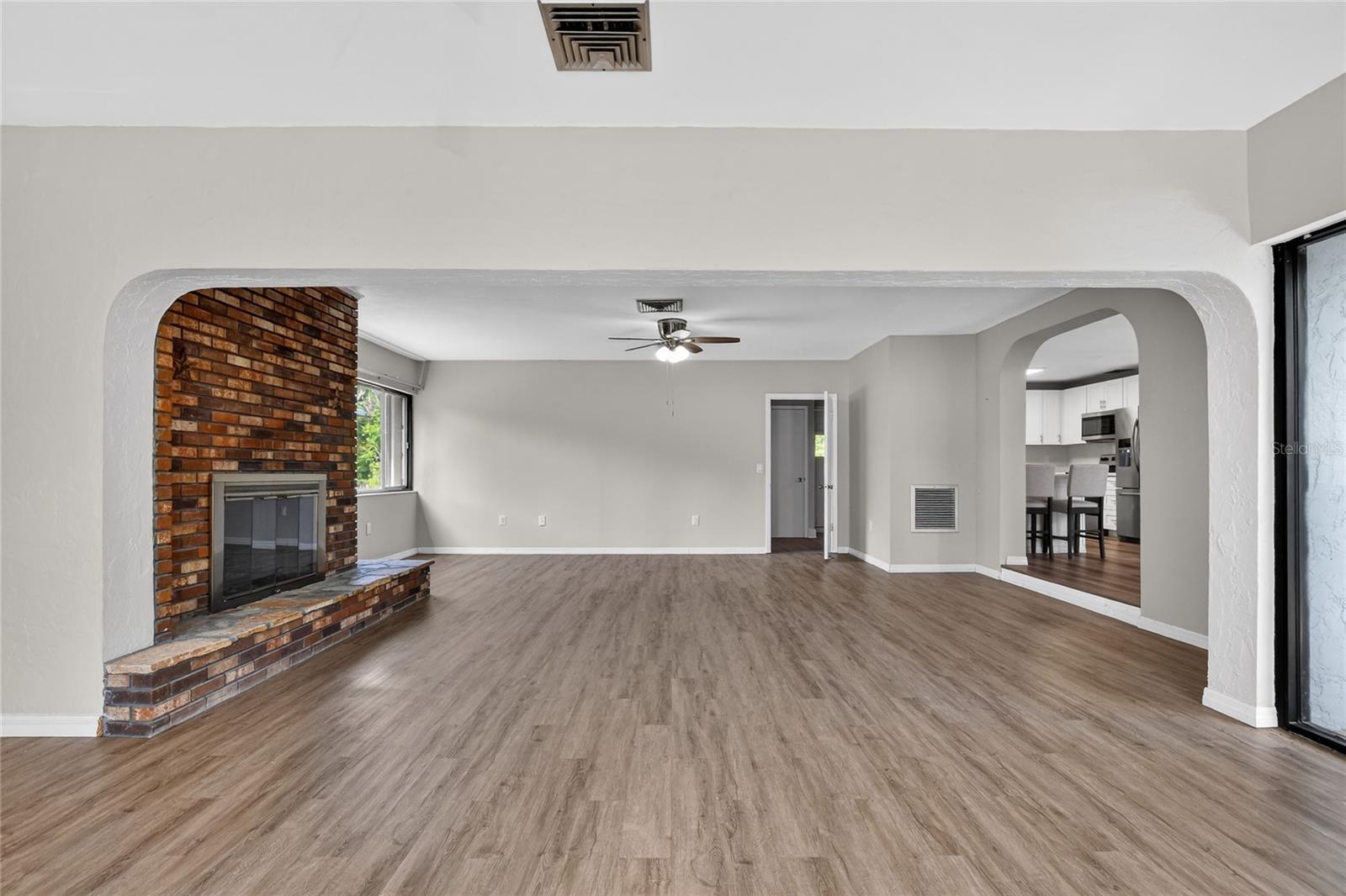 1147 CIRCLE DR, LAKE WALES, FL — photo 6