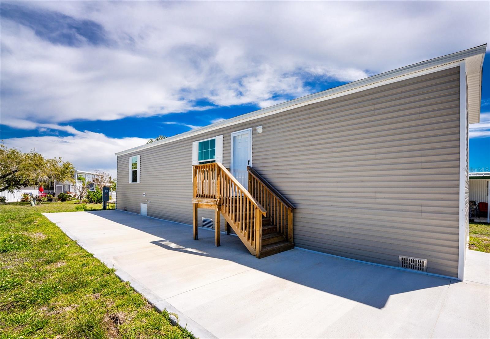 7400 BECKLEY ST, PORT CHARLOTTE, FL