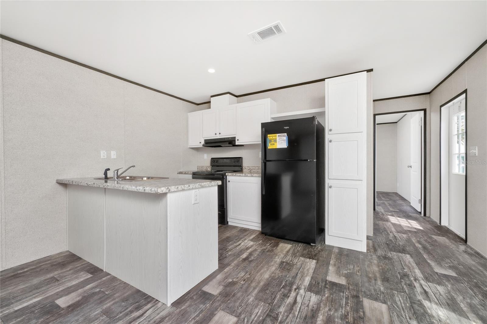 7400 BECKLEY ST, PORT CHARLOTTE, FL — photo 4