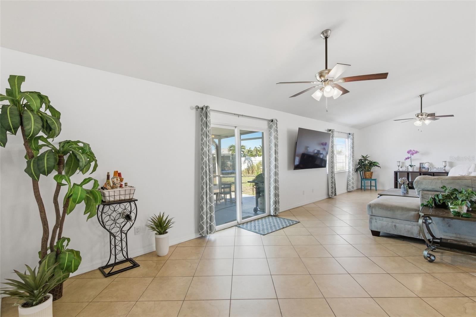 3706 NW 1ST TER, CAPE CORAL, FL — photo 8