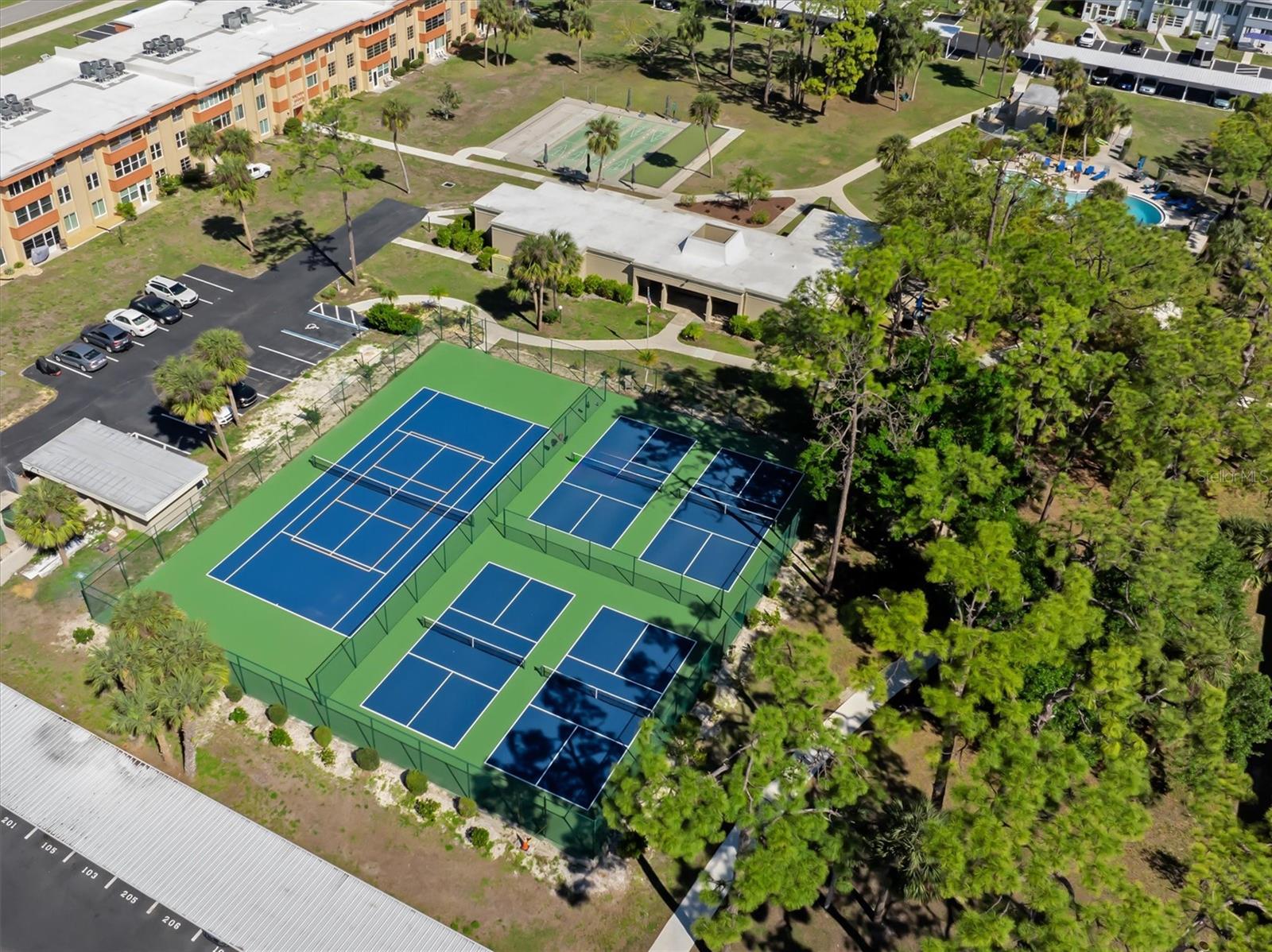 2437 HARBOR BLVD #204, PORT CHARLOTTE, FL — photo 30