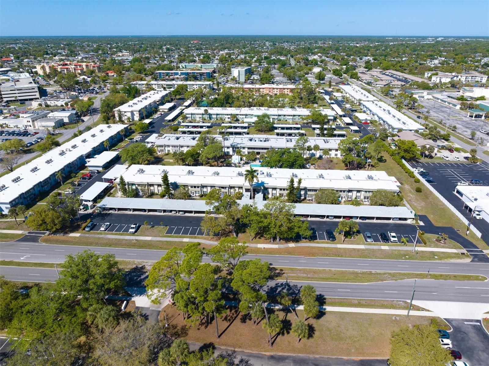 2437 HARBOR BLVD #204, PORT CHARLOTTE, FL — photo 32