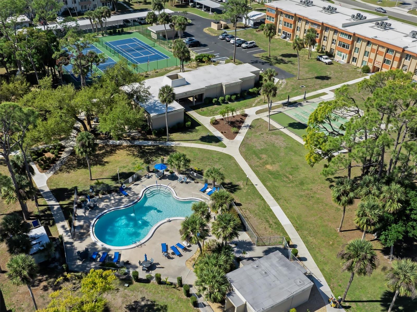 2437 HARBOR BLVD #204, PORT CHARLOTTE, FL — photo 38