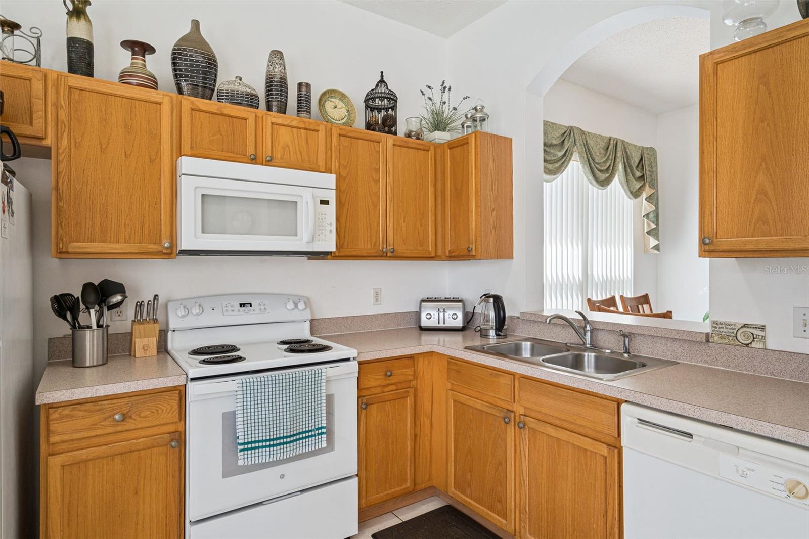170 BLOOMINGDALE DR, DAVENPORT, FL — photo 12