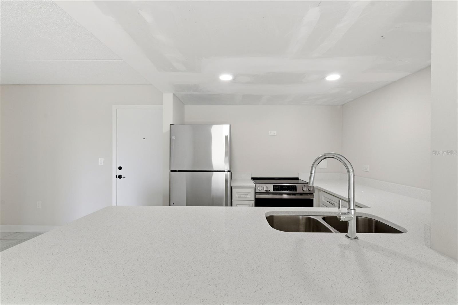 8901 BLIND PASS RD #124, ST PETE BEACH, FL — photo 8