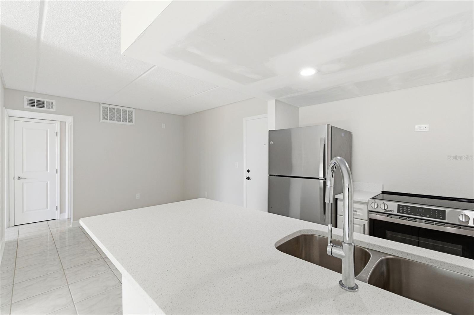 8901 BLIND PASS RD #124, ST PETE BEACH, FL — photo 10