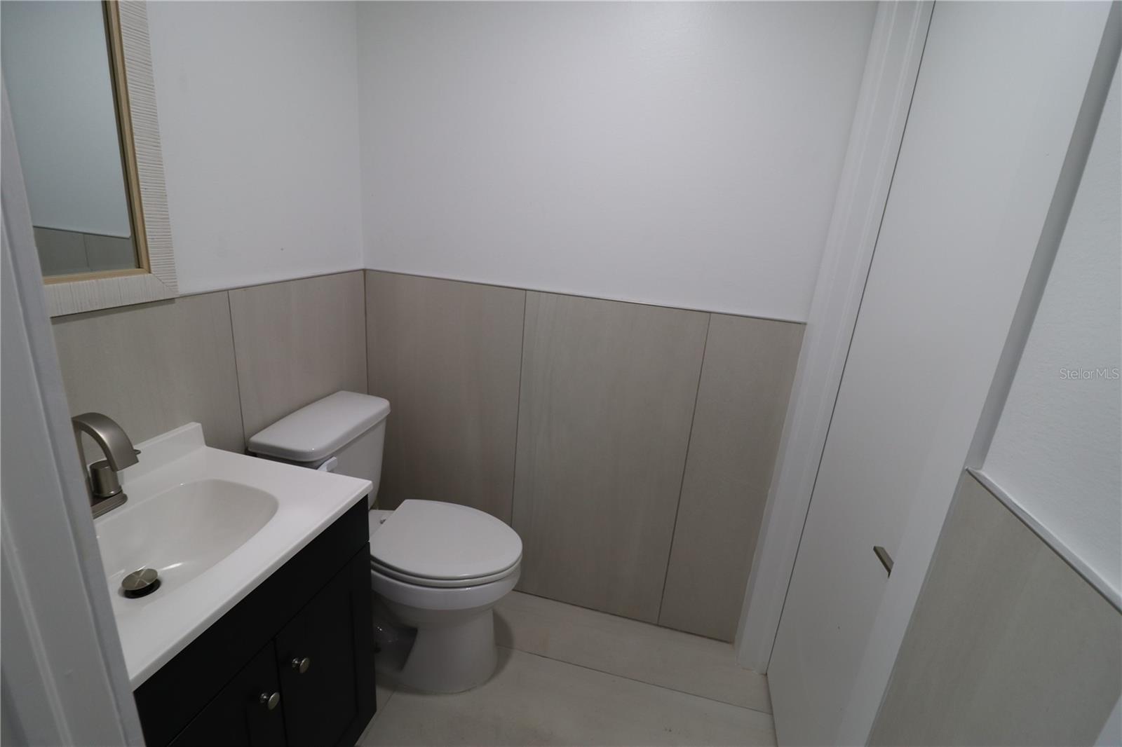 1225 TAMIAMI TRL #A8, PORT CHARLOTTE, FL — photo 4