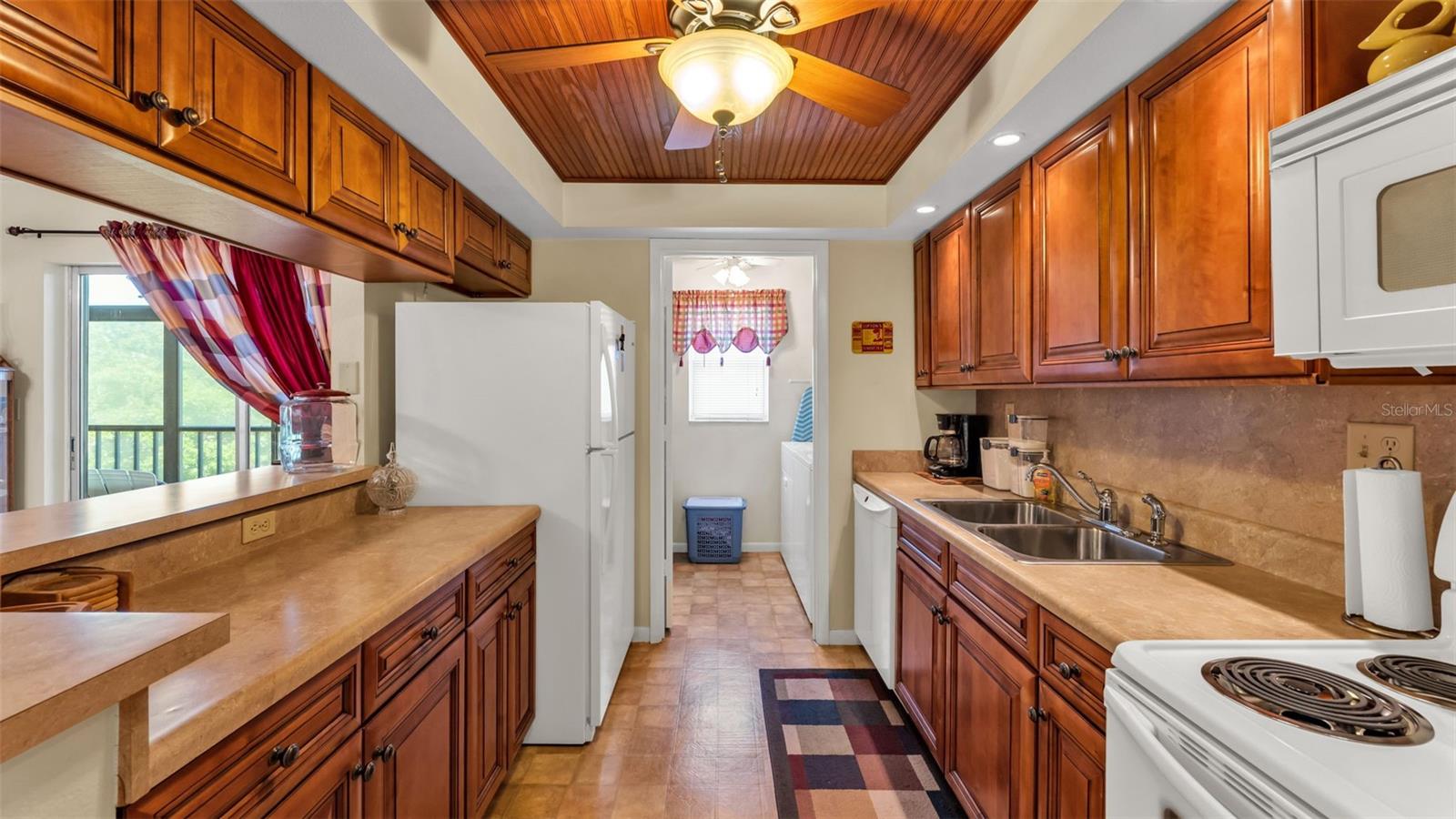1130 N LAKE PARKER AVE #C321, LAKELAND, FL — photo 13