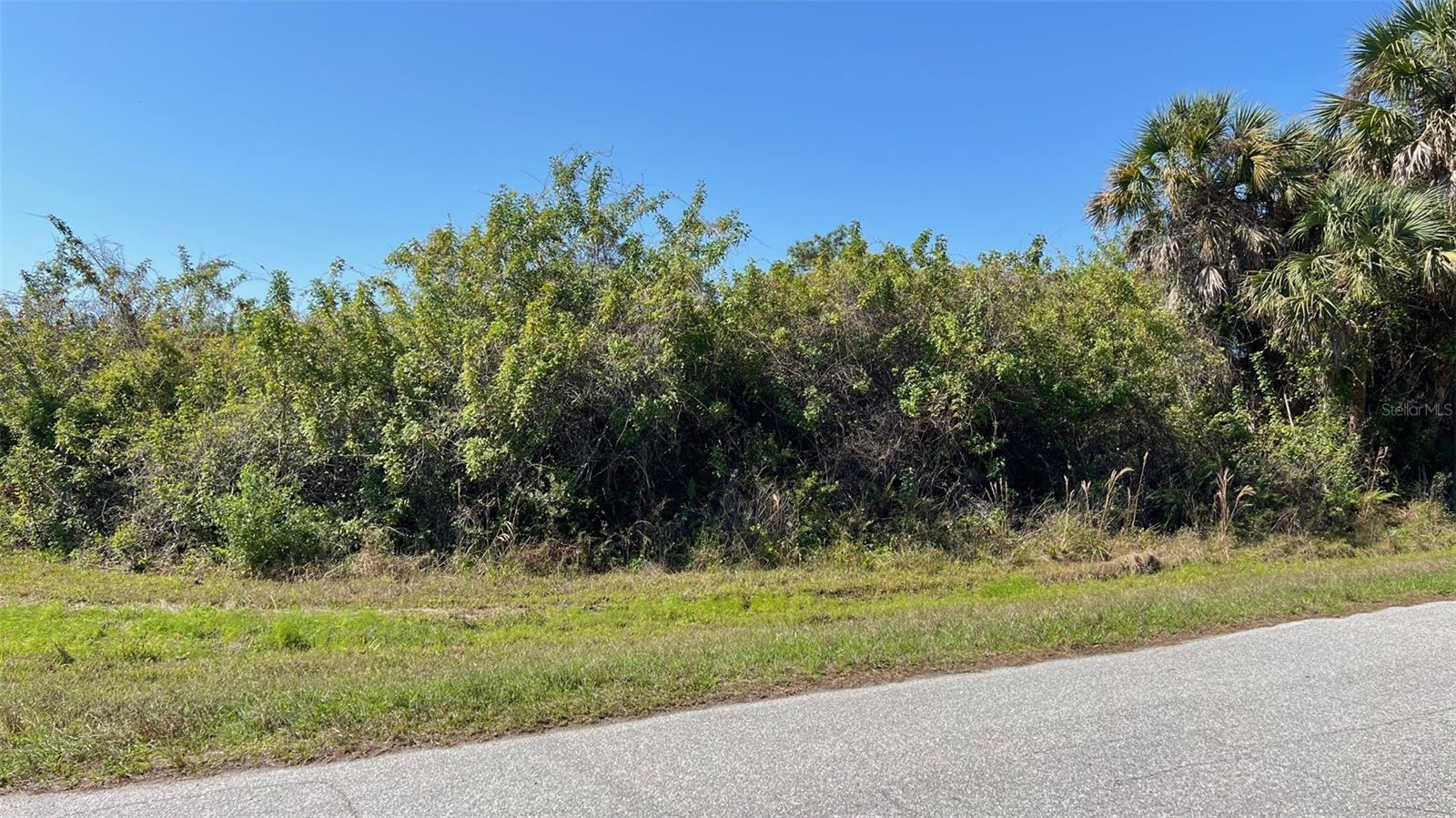 12027 BENHAM AVE, PORT CHARLOTTE, FL — photo 4