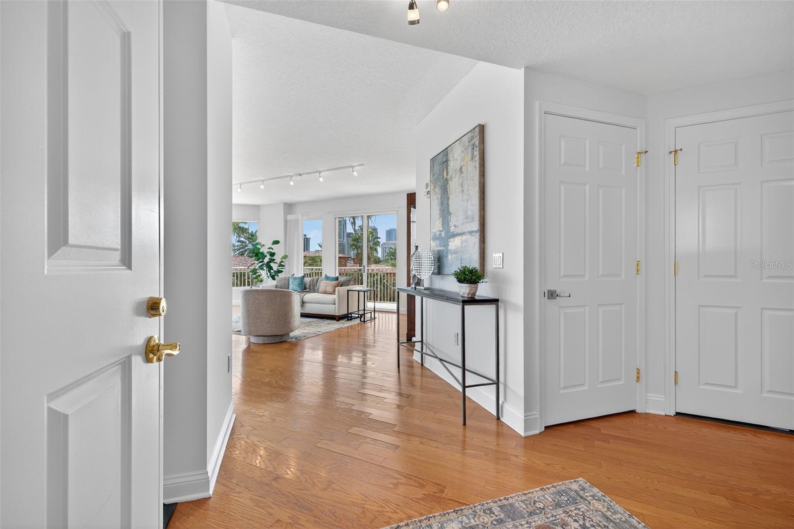 555 5TH AVE NE #332, ST PETERSBURG, FL — photo 3