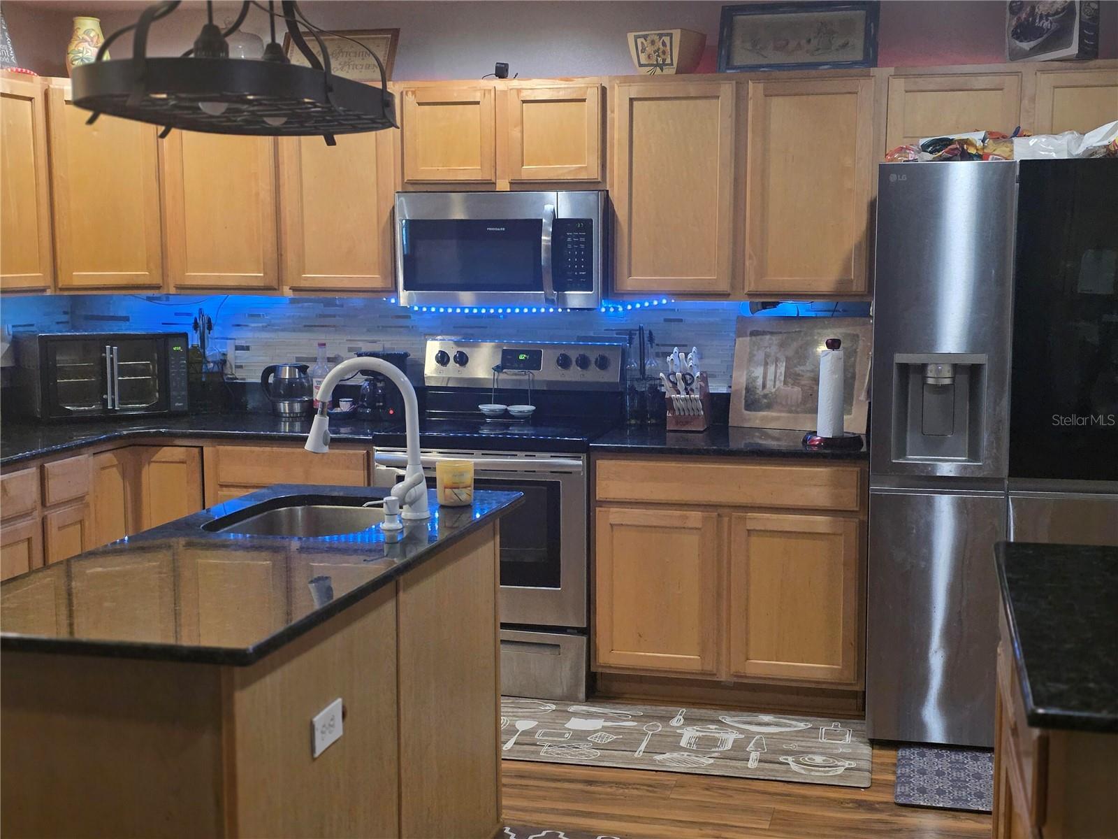 959 THOMAS RD, EAGLE LAKE, FL — photo 17