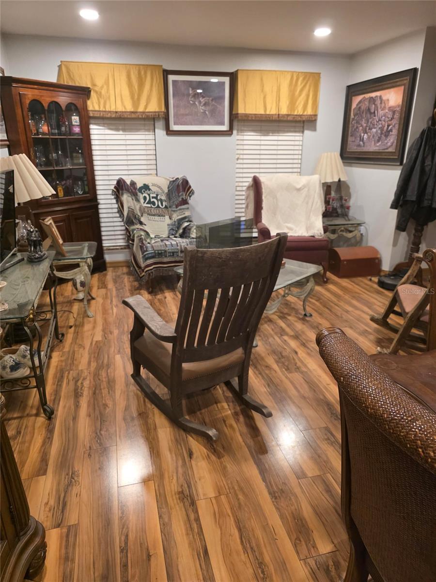 959 THOMAS RD, EAGLE LAKE, FL — photo 26