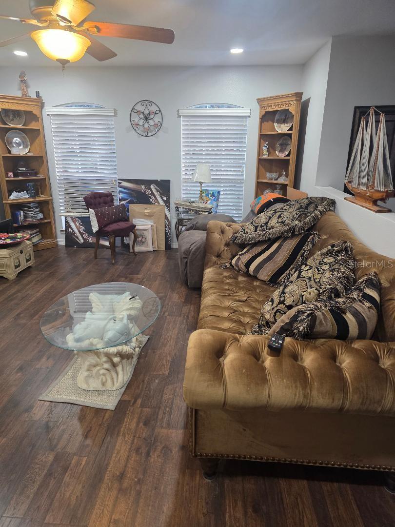 959 THOMAS RD, EAGLE LAKE, FL — photo 40