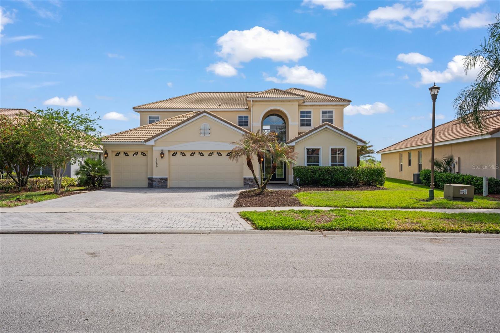 3790 EAGLE ISLE CIR, KISSIMMEE, FL — photo 2