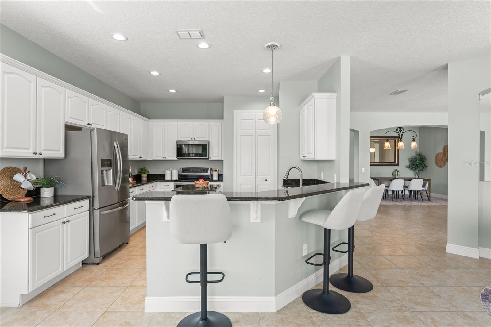3790 EAGLE ISLE CIR, KISSIMMEE, FL — photo 16