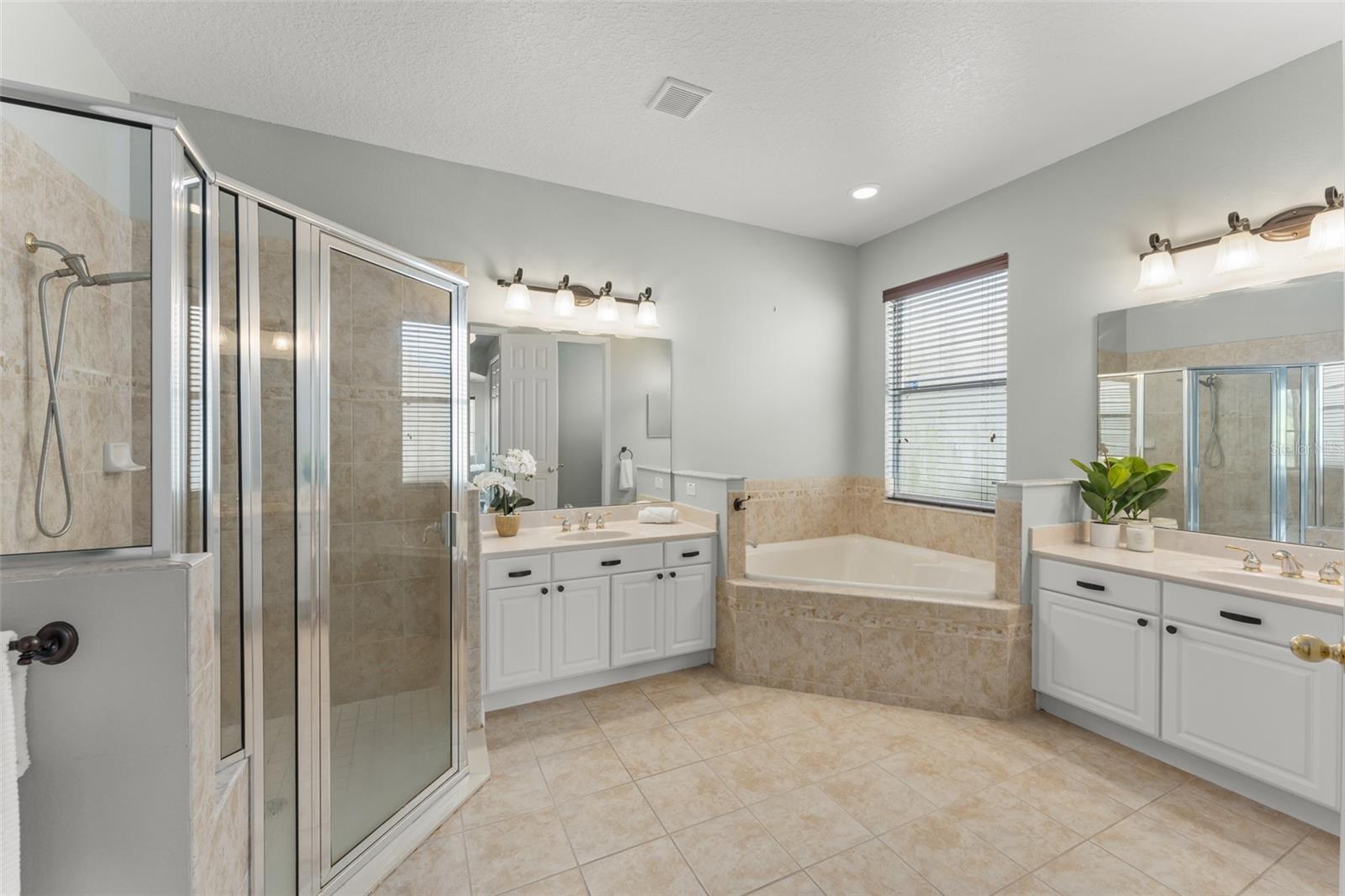 3790 EAGLE ISLE CIR, KISSIMMEE, FL — photo 33