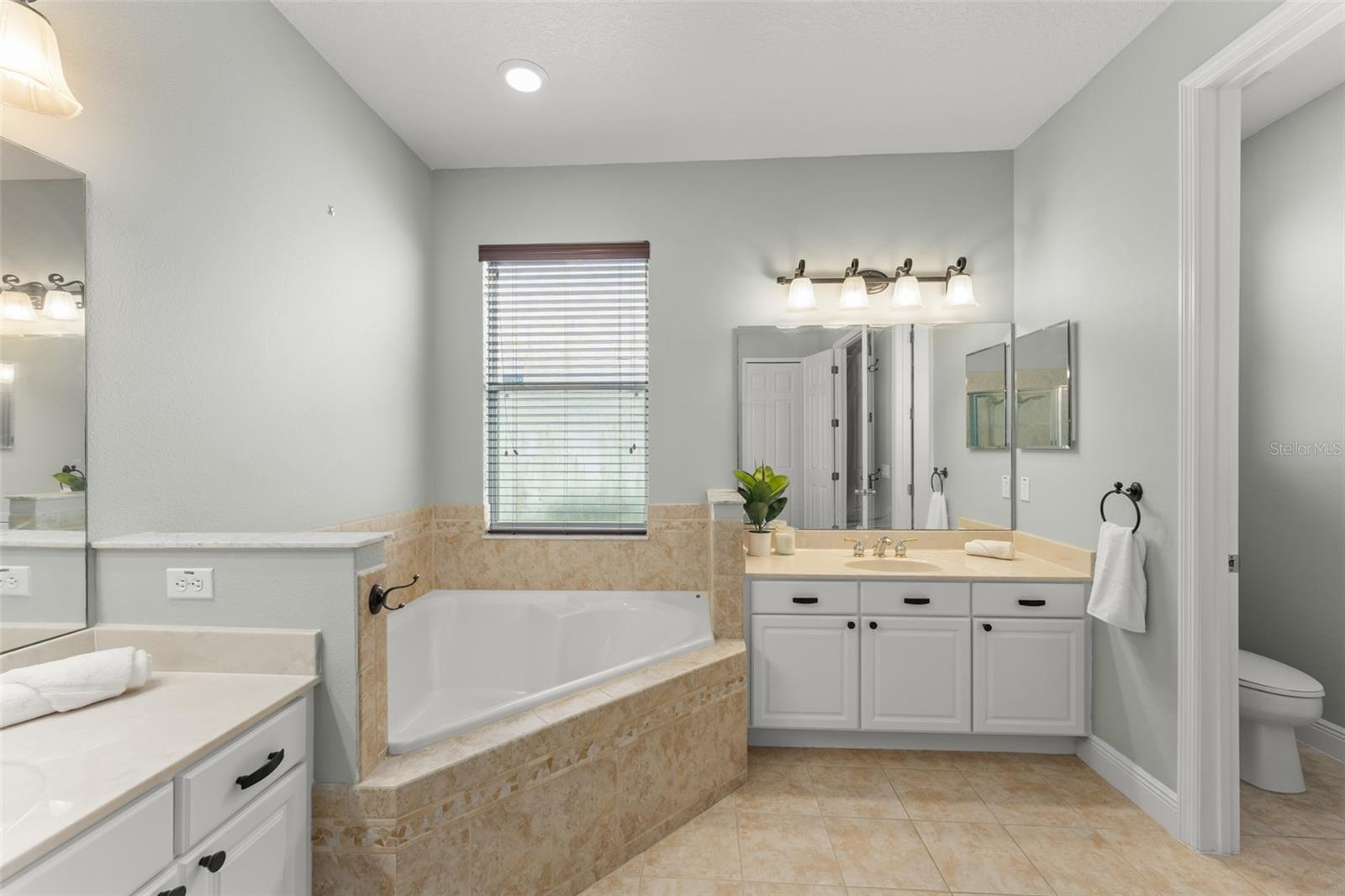 3790 EAGLE ISLE CIR, KISSIMMEE, FL — photo 34