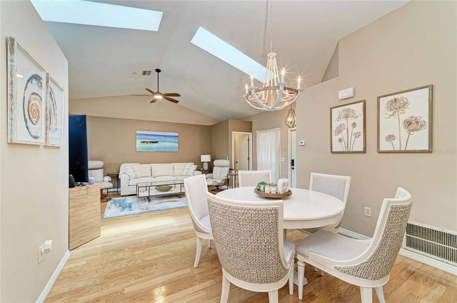 246 LAUREL HOLLOW DR #23, NOKOMIS, FL — photo 26