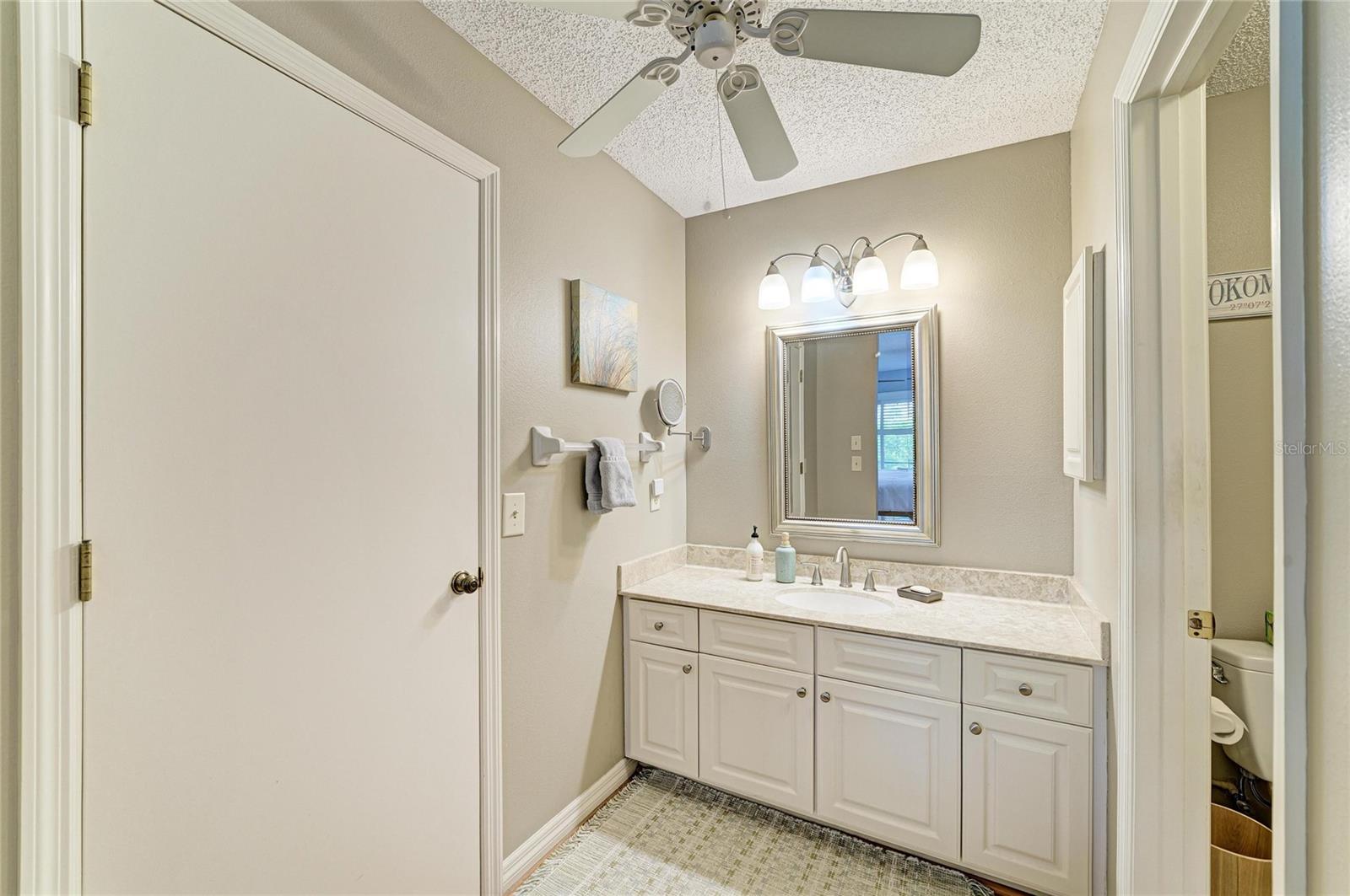 246 LAUREL HOLLOW DR #23, NOKOMIS, FL — photo 36