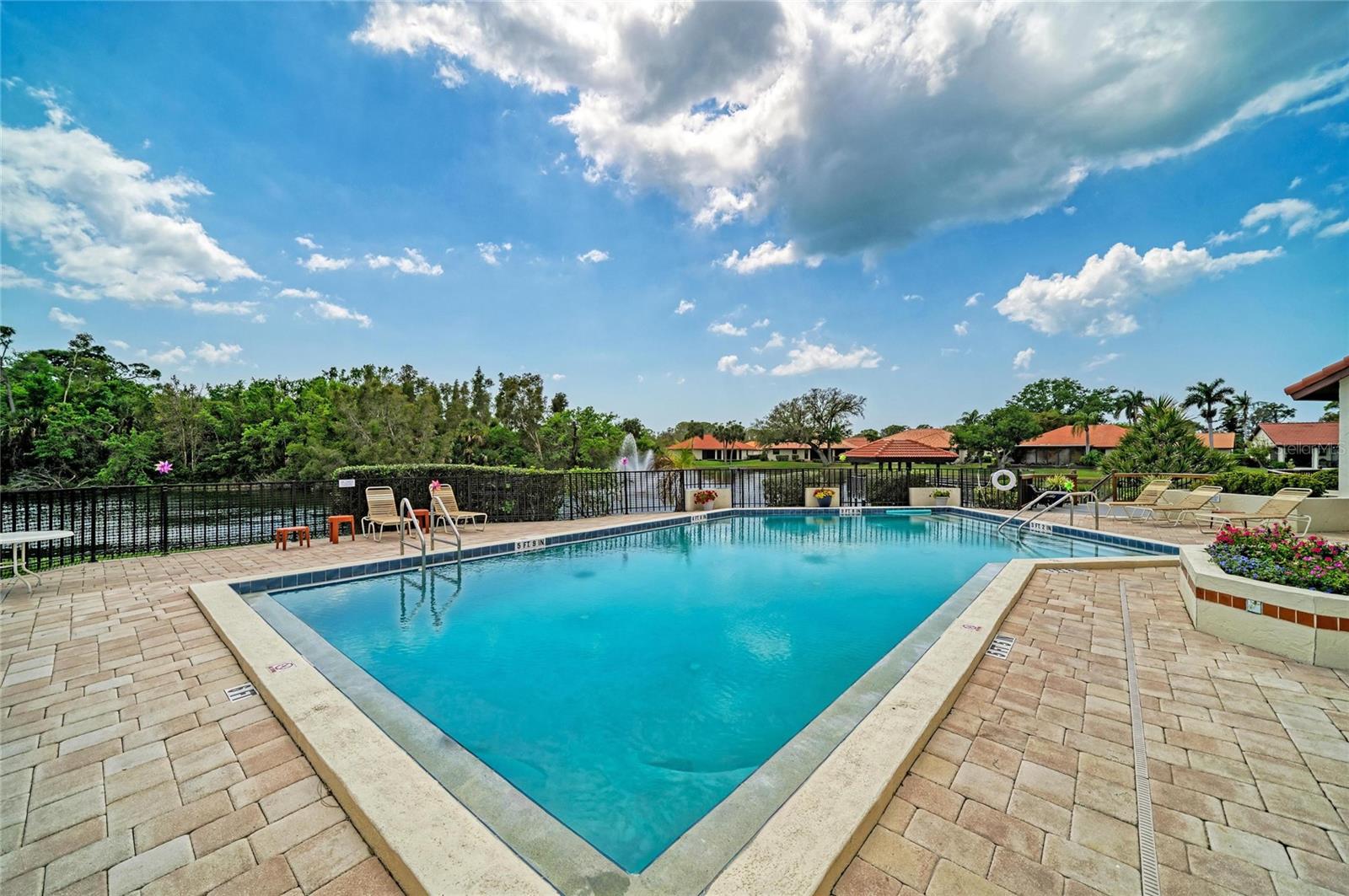 246 LAUREL HOLLOW DR #23, NOKOMIS, FL — photo 53