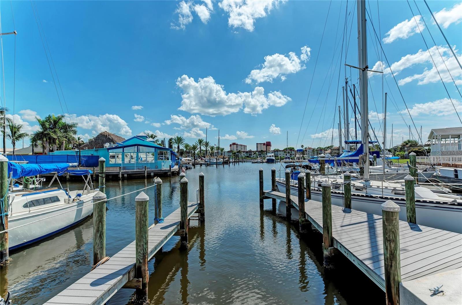 246 LAUREL HOLLOW DR #23, NOKOMIS, FL — photo 65