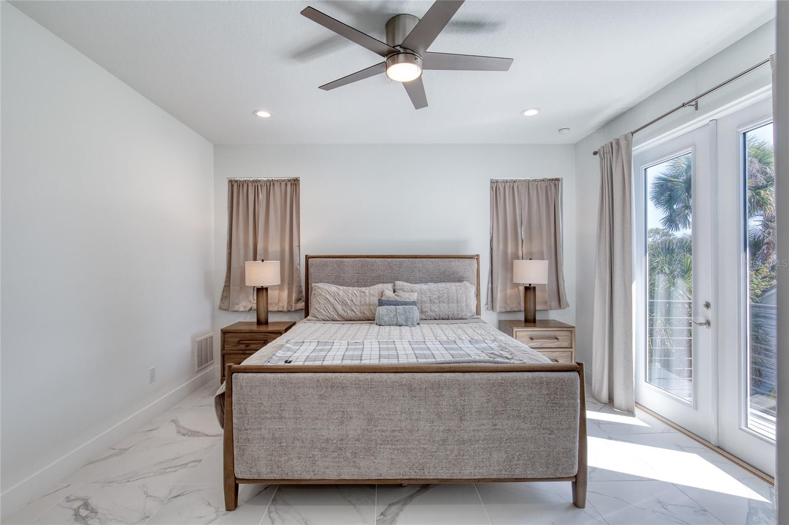 206 N HALIFAX AVE, DAYTONA BEACH, FL — photo 44