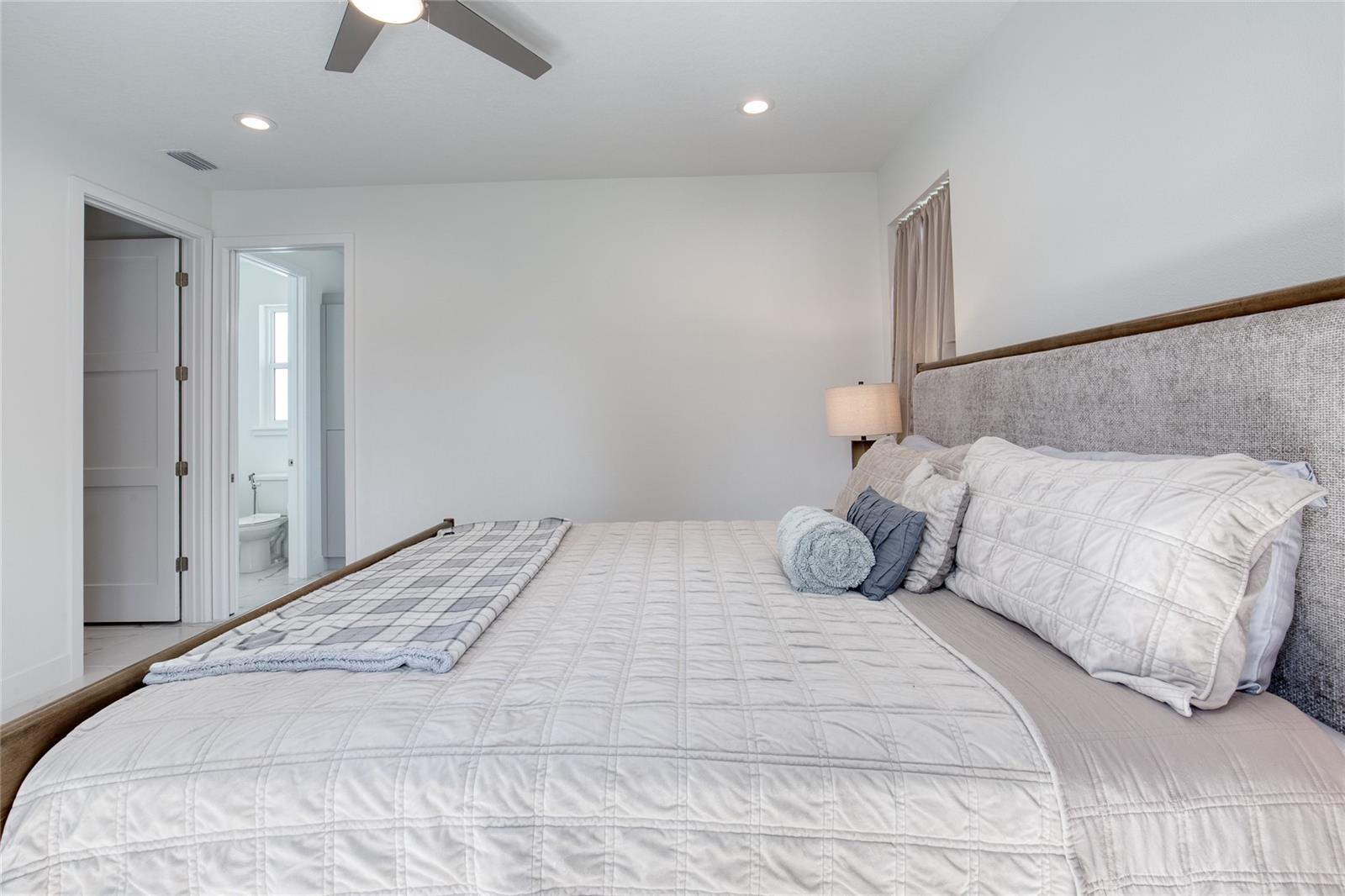 206 N HALIFAX AVE, DAYTONA BEACH, FL — photo 51