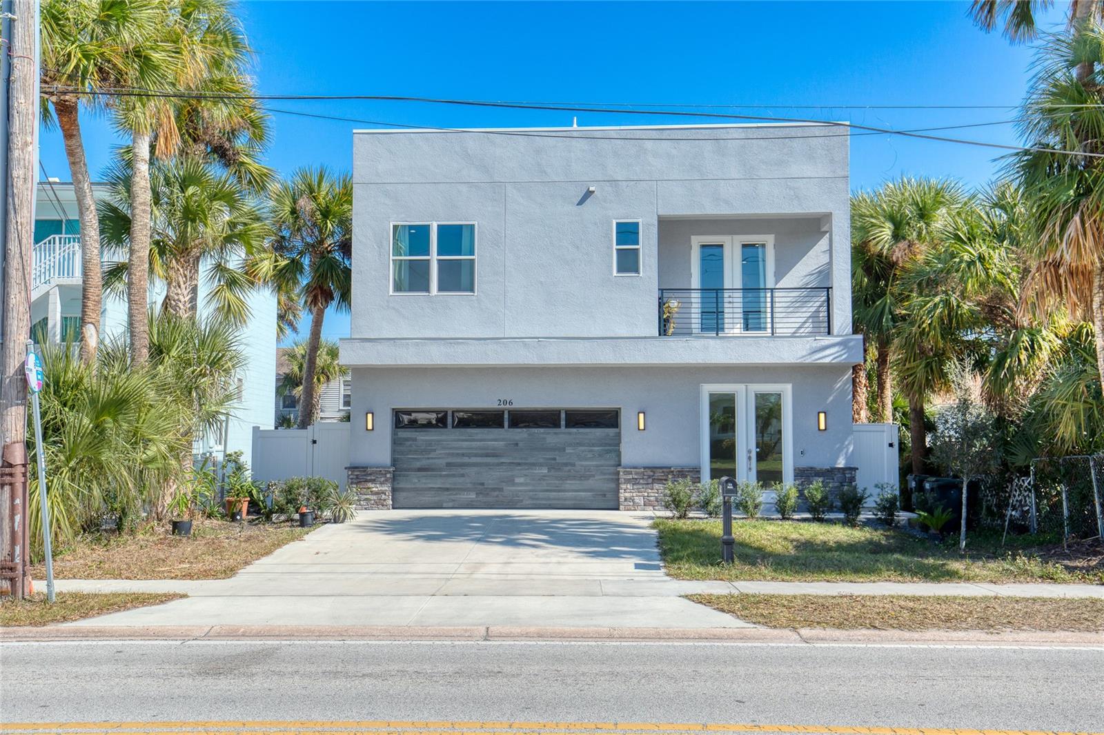 206 N HALIFAX AVE, DAYTONA BEACH, FL — photo 76