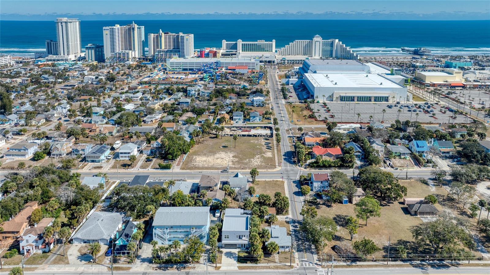 206 N HALIFAX AVE, DAYTONA BEACH, FL — photo 82