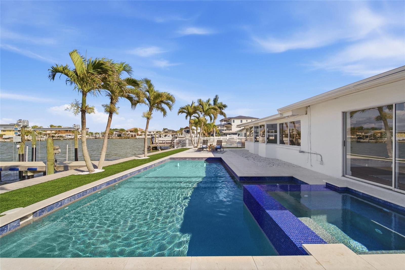 16113 5TH ST E, REDINGTON BEACH, FL — photo 38