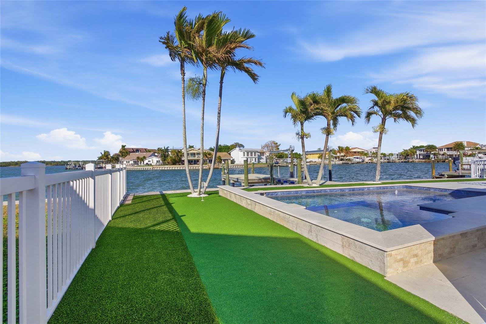 16113 5TH ST E, REDINGTON BEACH, FL — photo 47