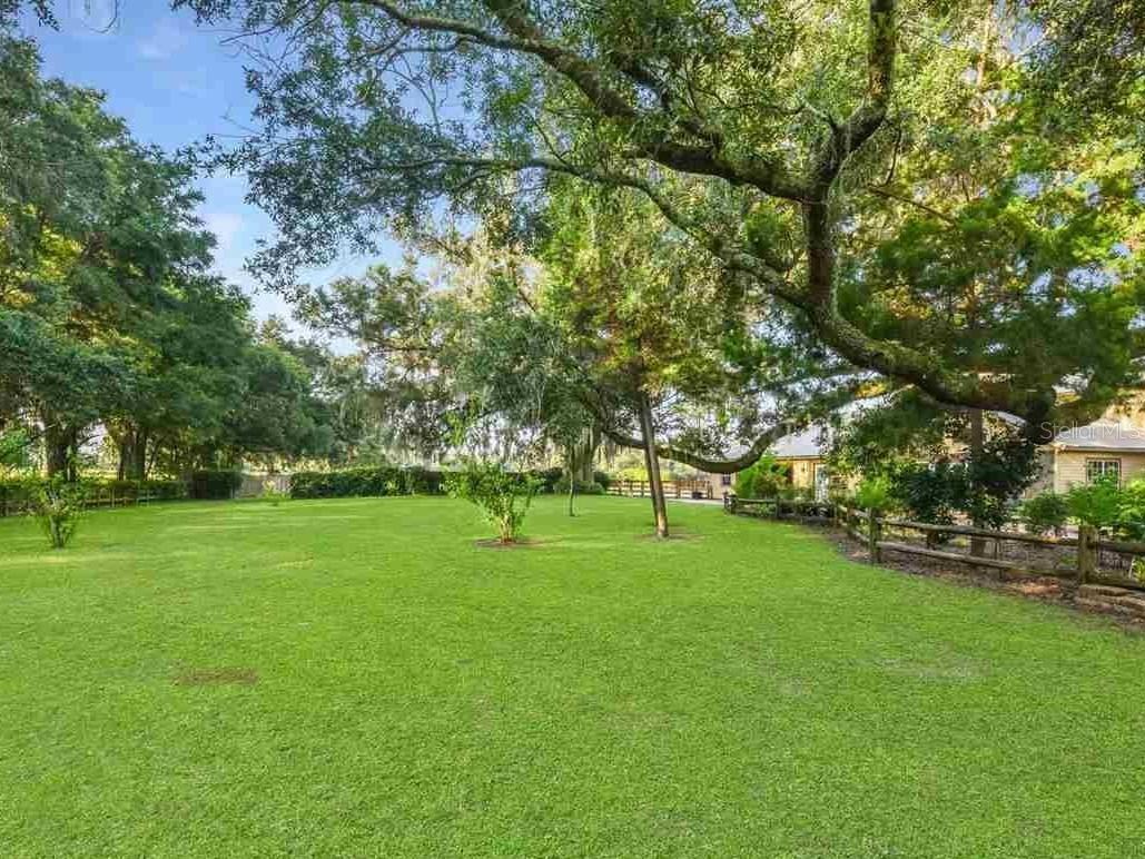 340 SE 30TH AVE, TRENTON, FL — photo 48