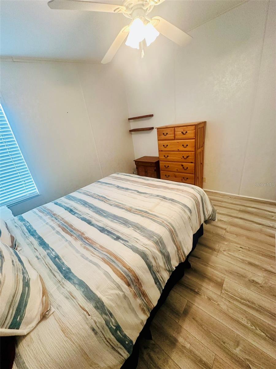2305 BAY DR, BRADENTON, FL — photo 10