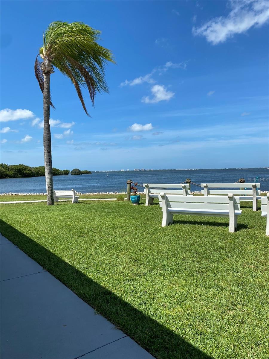 2305 BAY DR, BRADENTON, FL — photo 28