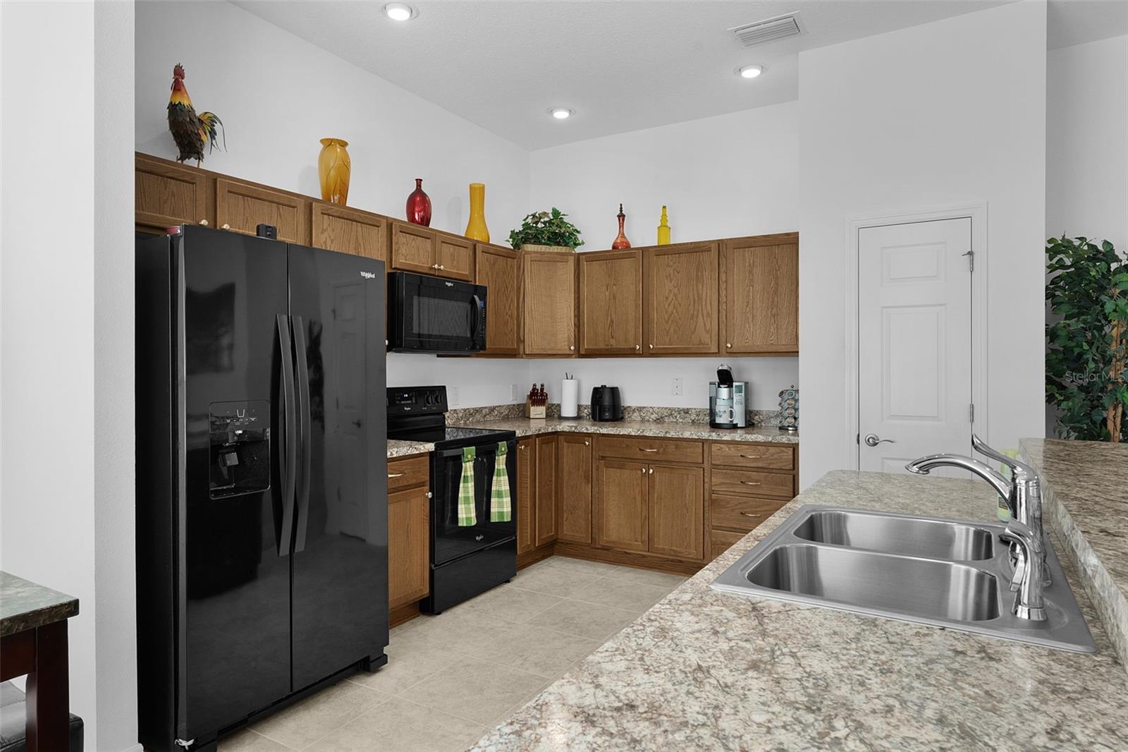733 JASON DR, THE VILLAGES, FL — photo 25
