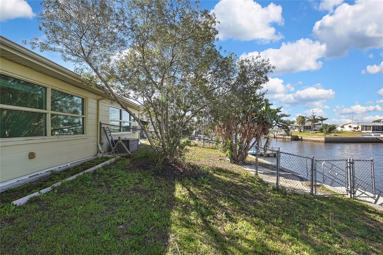 12527 1ST ISLE, HUDSON, FL — photo 52
