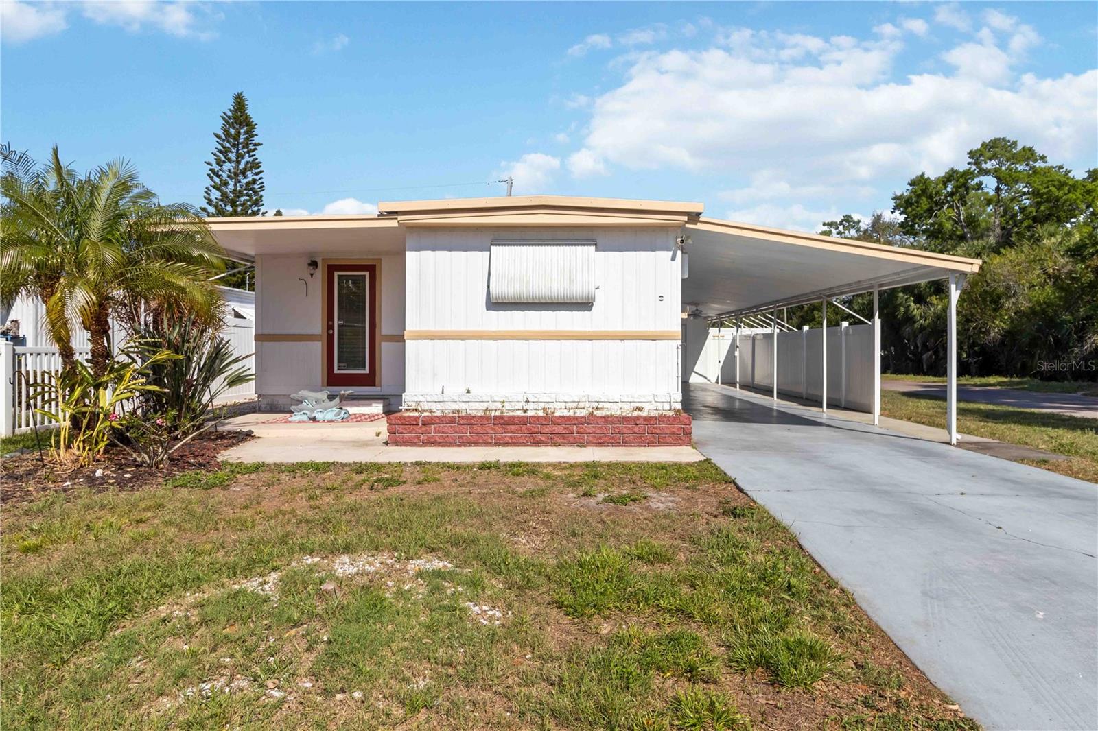 5203 W PINE ST N, ST PETERSBURG, FL