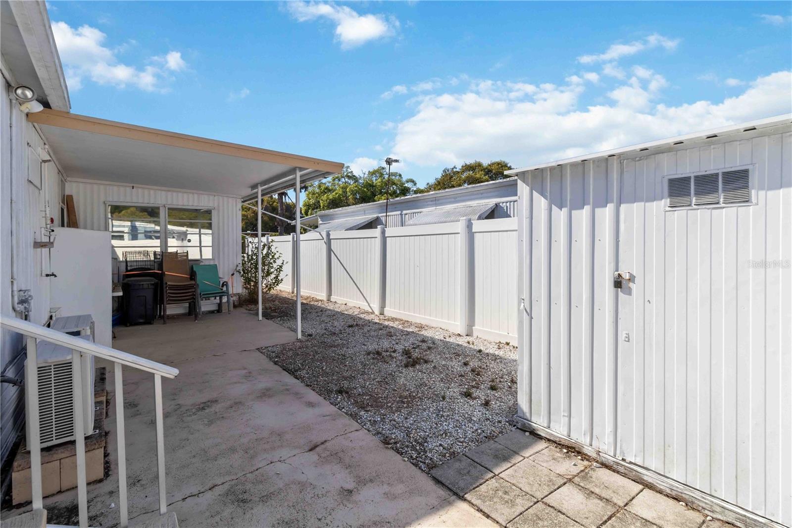 5203 W PINE ST N, ST PETERSBURG, FL — photo 18