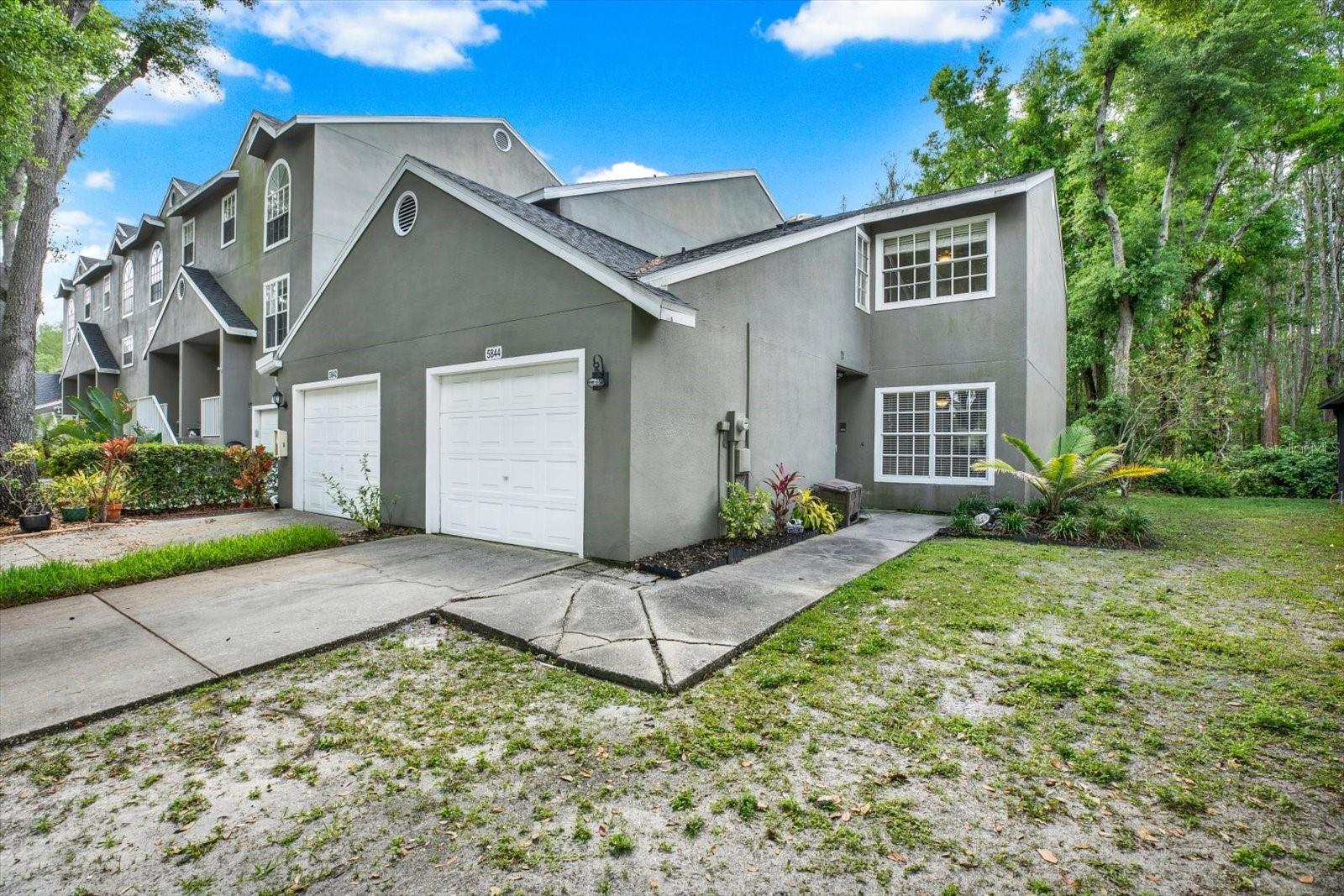 5844 RED CEDAR LN, TAMPA, FL — photo 2