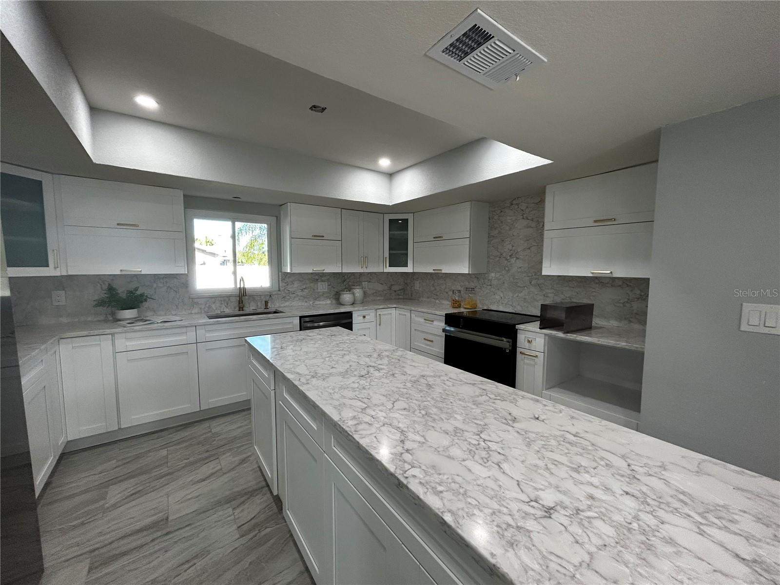 6370 CONNIEWOOD SQ, NEW PORT RICHEY, FL — photo 4
