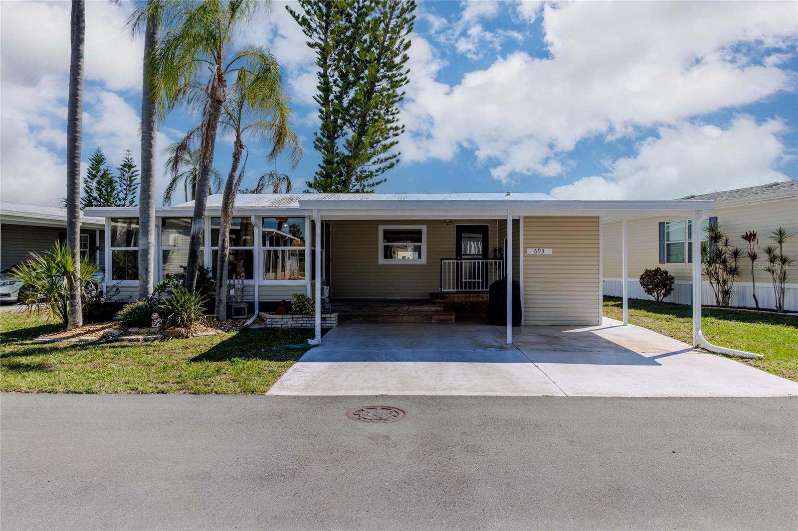 2100 KINGS HIGHWAY CRES #693, PORT CHARLOTTE, FL — photo 2