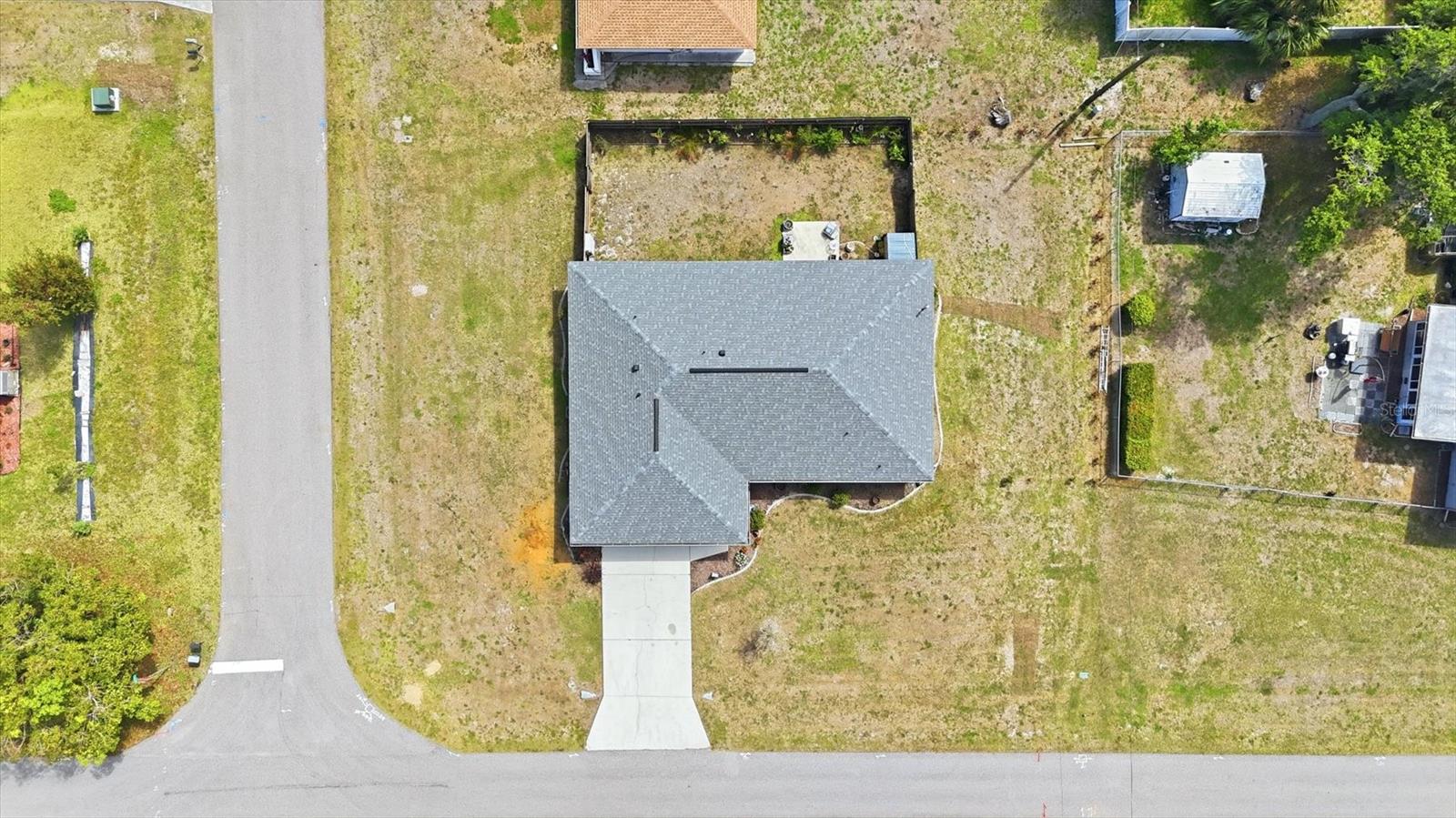 2084 LEISURE ST, PORT CHARLOTTE, FL — photo 39