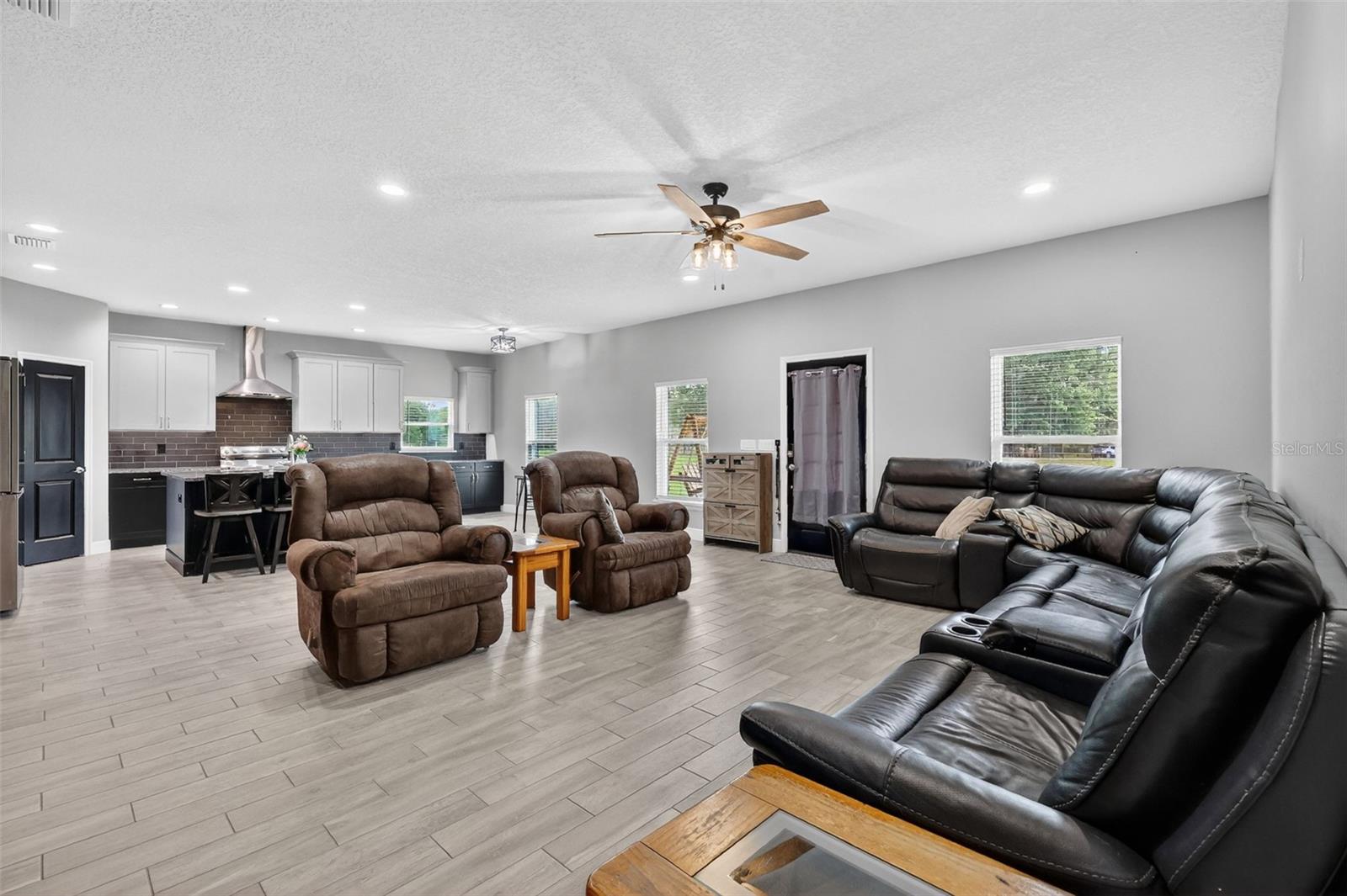 22431 LOOP RD, GROVELAND, FL — photo 26