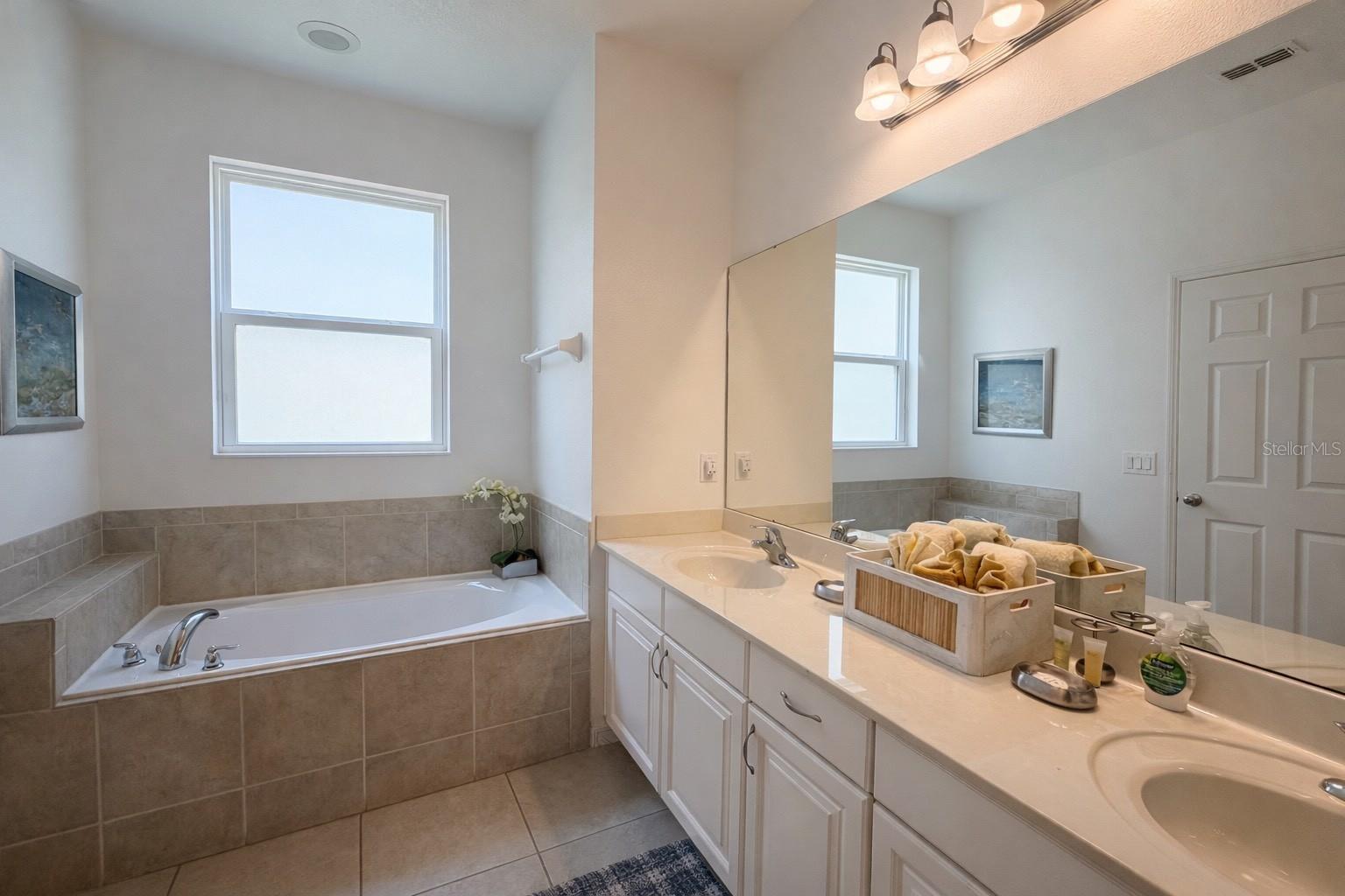 2618 SANTOSH CV, KISSIMMEE, FL — photo 16