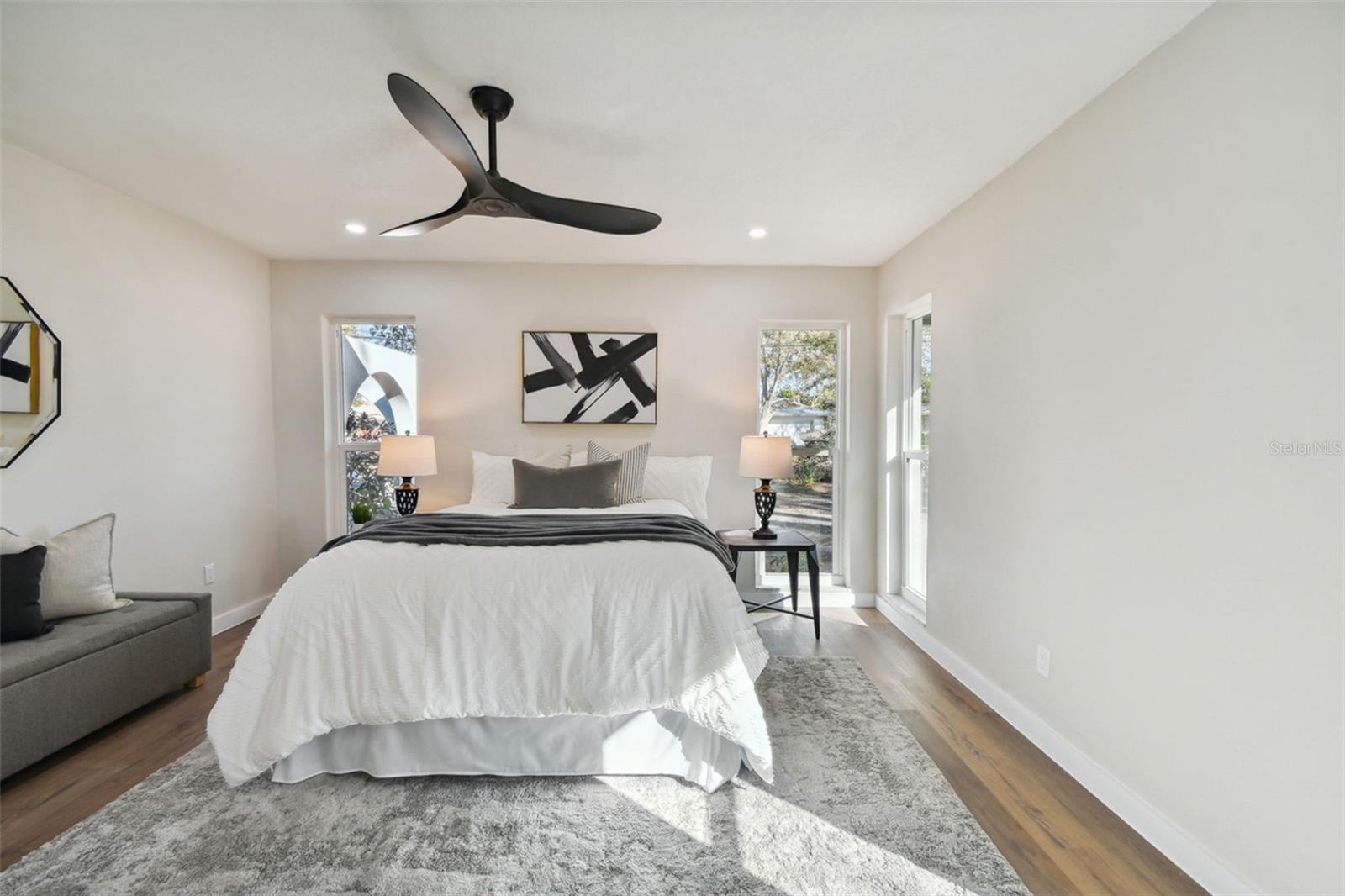 570 CASLER AVE, CLEARWATER, FL — photo 23